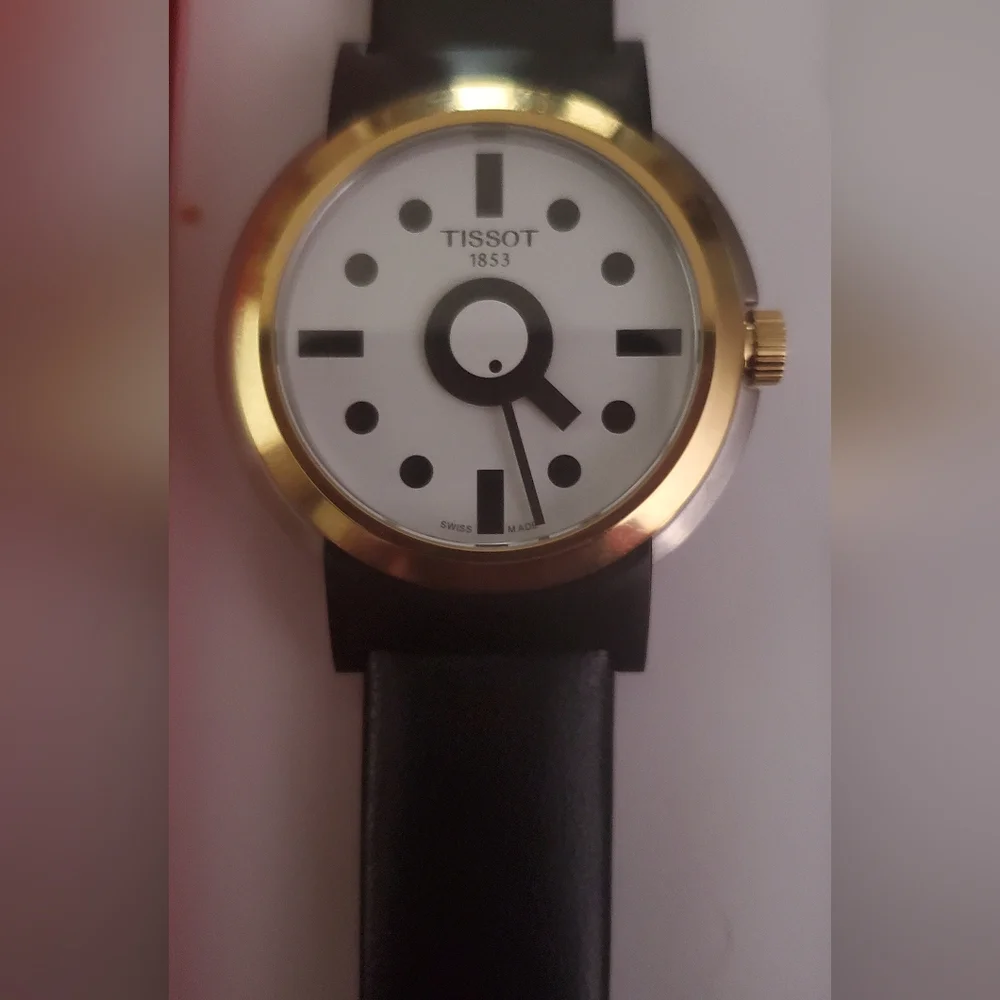 Tissot Heritage Memphis Watch - Picture 3 of 13